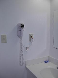 Economy Inn - Willows - 1
