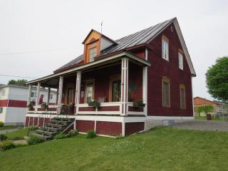 la vieille Maison Rouge - Saint-Tite - 0