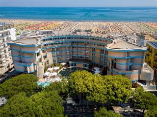 Savoia Hotel Rimini - Rímini - 0