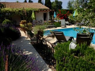 Logis Hotel Restaurant Hostellerie de la Tour - Fontvieille - 0