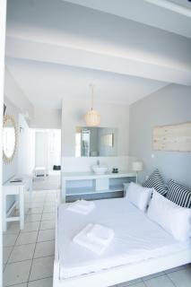 Akra Morea Hotel & Residences - Monemvasia - 4