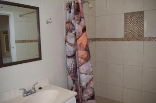 Golden View Apartment - Saint James - 7