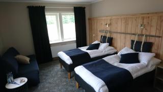 Tiraholms hotell - 1
