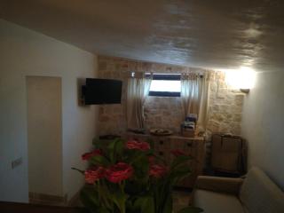Trulli & Grotte Exclusive House - Castellana Grotte - 2