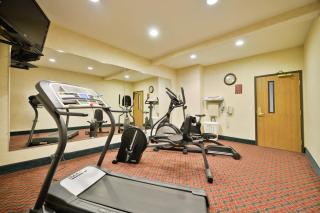 Best Western Plus Howe Inn - Howe - 1