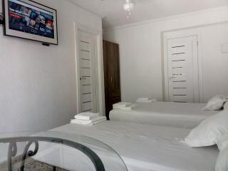 Pension Centro - Guardamar del Segura - 7