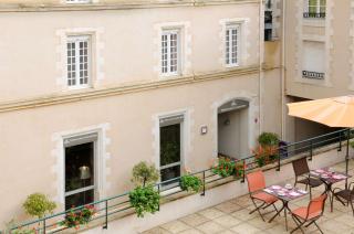 Best Western Poitiers Centre Le Grand Hôtel - Poitiers - 0