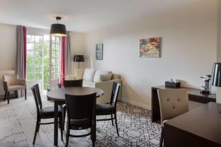 Best Western Blanche de Castille Dourdan - Dourdan - 5