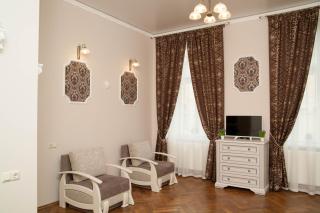 Luxury Lviv Apartment - Lviv - 3