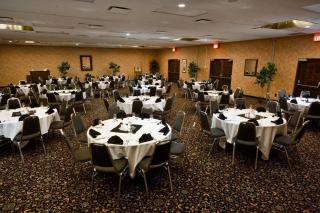 Best Western Ramkota Hotel Aberdeen - Aberdeen - 6