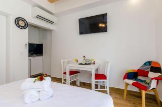Mata Family Apartments - Molunat - 2