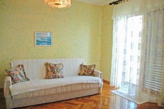 Spacious Apartment in quiet surrounding - Ičići - 4