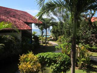 Kembali Beach Bungalows - Amed - 2