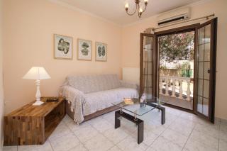 Dias Ground Floor Apartment - 6