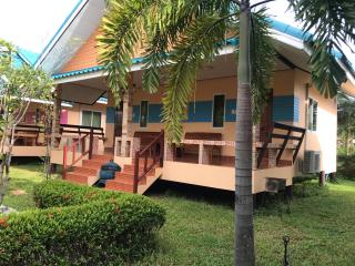 Sangtong Beach Resort - Laem Sing - 2