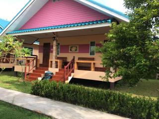 Sangtong Beach Resort - Laem Sing - 4