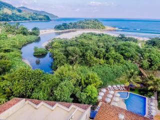 Beach Hotel Cambury - Camburi - 0