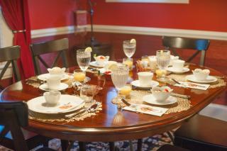 Black Lantern Inn - 2