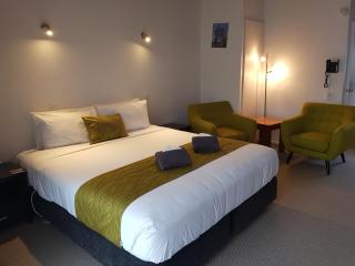 Lake Matheson Motel - Fox Glacier - 1