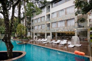 Elixir Hills Suites Resort and Spa - Munnar - 1
