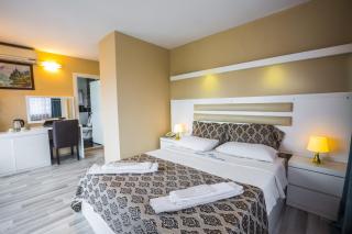 Arsen Hotel - Yomra - 8