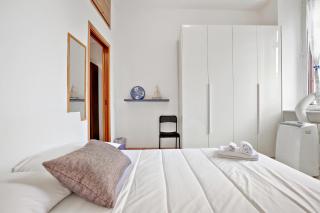 Cenisio brilliant flat - Milan - 1