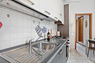 Cenisio brilliant flat - Milan - 7