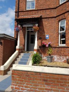 Autumn Leaves Guest House - Whitby - 9