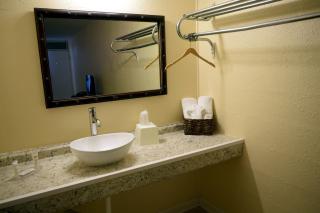 Red Carpet Inn Battleboro - 1