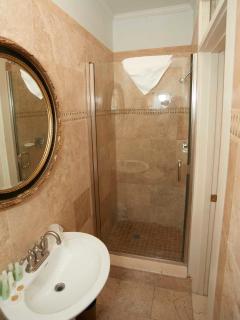 Bellevue House - Newport - 1