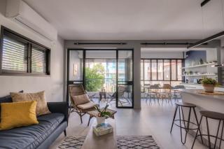 Yohanan HaSandlar - Tel Aviv - 0