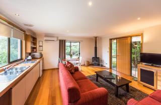 Parnella Kettering - Kettering - 9