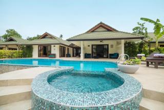Idyllic Samui Beach Villa Resort - Choeng Mon Beach - 3