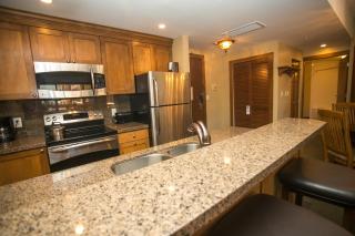 Sundial Lodge Condo Steps from Red Pine Gondola - Park City - 4