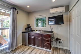 Mercer Island- Mt Saint Helens Room - Mercer Island - 7
