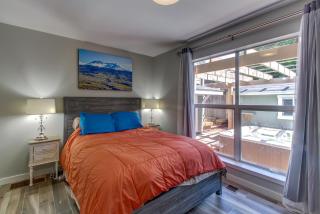 Mercer Island- Mt Saint Helens Room - 1