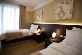 Sephia Hotel - 8