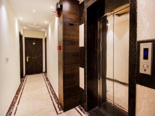 FabExpress Le Continental Paharganj New Delhi - 3