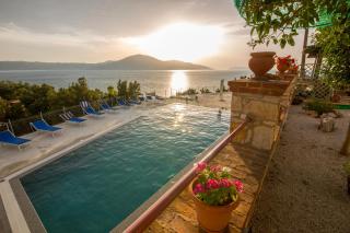 Hotel "SAN SAENA " - Vlorë - 0