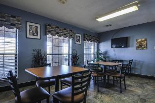 Americas Best Value Inn Midlothian - Midlothian - 2