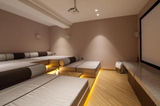 Villa 41 by StayVista - A chic retreat with a pool, poker table, and a theater room - Lonavla - 7