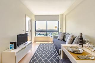 Trindade Flat with a Great View - Porto - 0