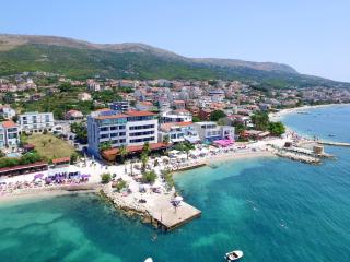 Hotel San Antonio - Podstrana - 0