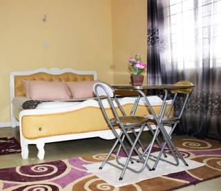 Kenya Inn - 0