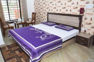 Alakhnanda Guest House - Varanasi - 4