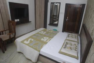 Alakhnanda Guest House - Varanasi - 3
