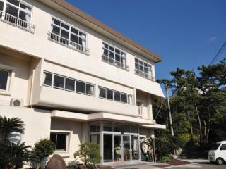 伊豆大島 ホテル赤門 - 9