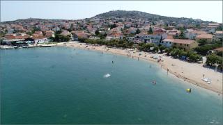 Beach apartment VAMI with sea view - Murter - 7