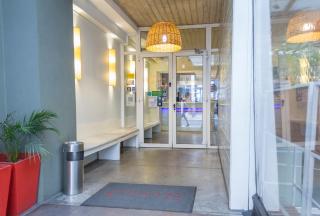 Circus Hostel - 1