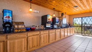 Best Western Plus Dockside Waterfront Inn - Mackinaw City - 8